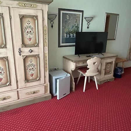 Hotel Garni Hubertushof Bad Füssing Eksteriør billede