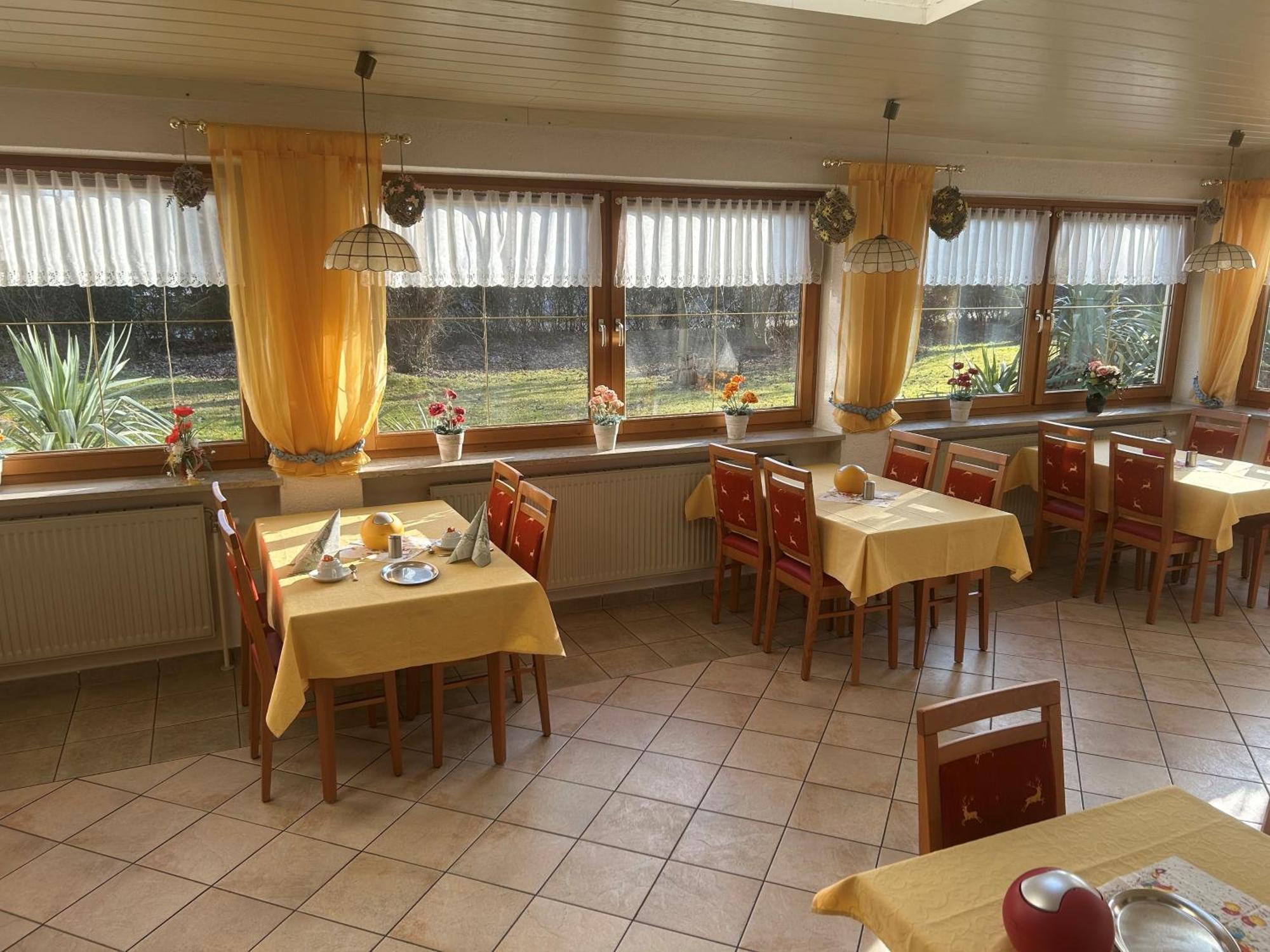 Hotel Garni Hubertushof Bad Füssing Eksteriør billede