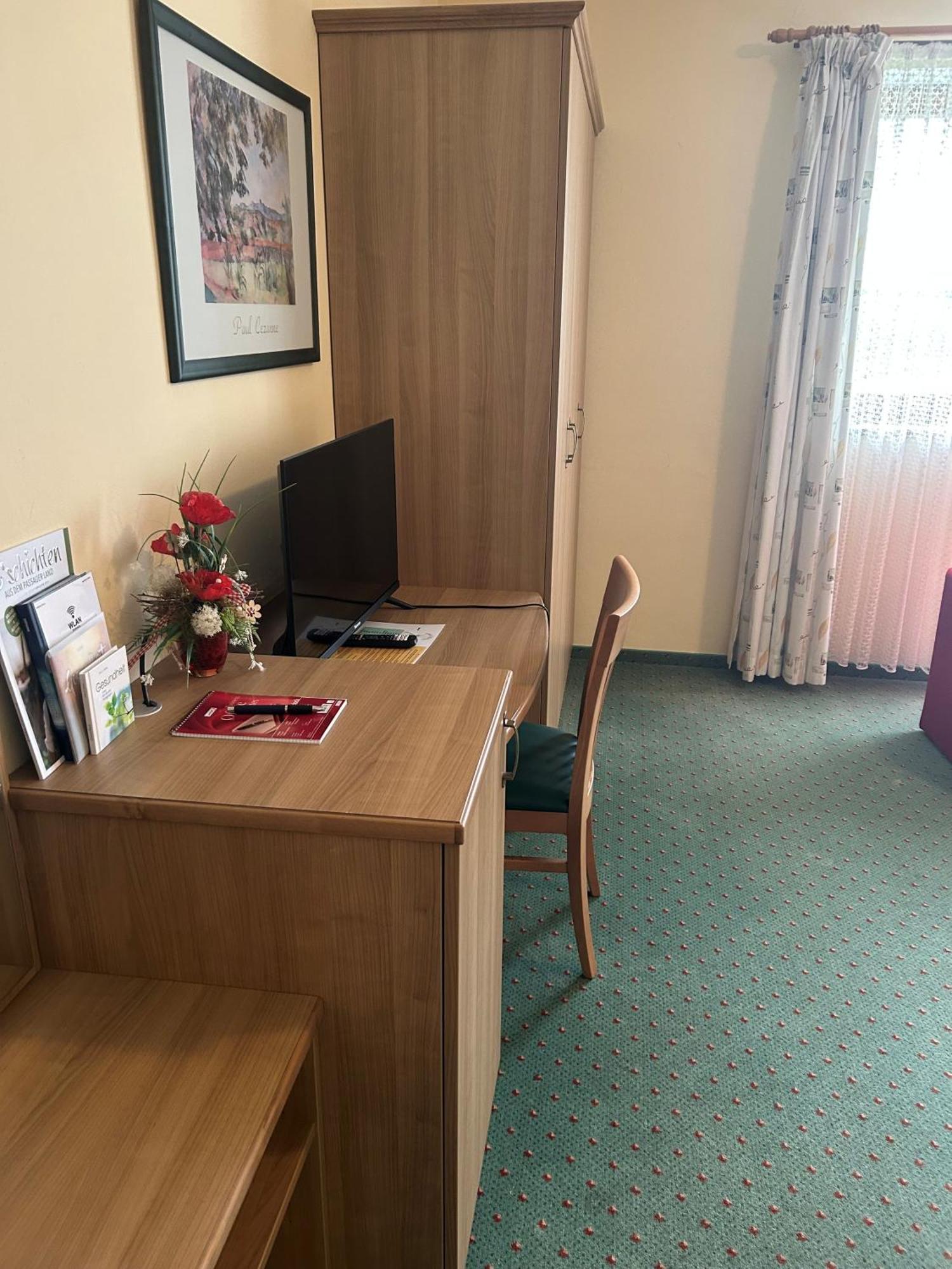 Hotel Garni Hubertushof Bad Füssing Eksteriør billede